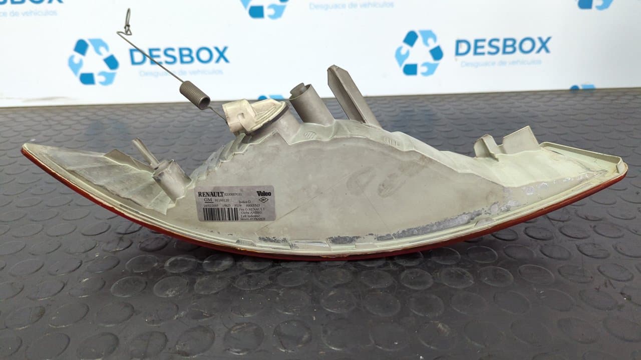 Recambio de PILOTO DELANTERO IZQUIERDO para RENAULT TRAFIC COMBI (AB 4.01) 9 - plazas  (L2H1)  acristalado, Combi largo G9UB7 referencia OEM IAM 8200007031   - BLANCO 4