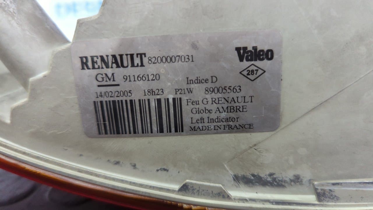 Recambio de PILOTO DELANTERO IZQUIERDO para RENAULT TRAFIC COMBI (AB 4.01) 9 - plazas  (L2H1)  acristalado, Combi largo G9UB7 referencia OEM IAM 8200007031   - BLANCO 2