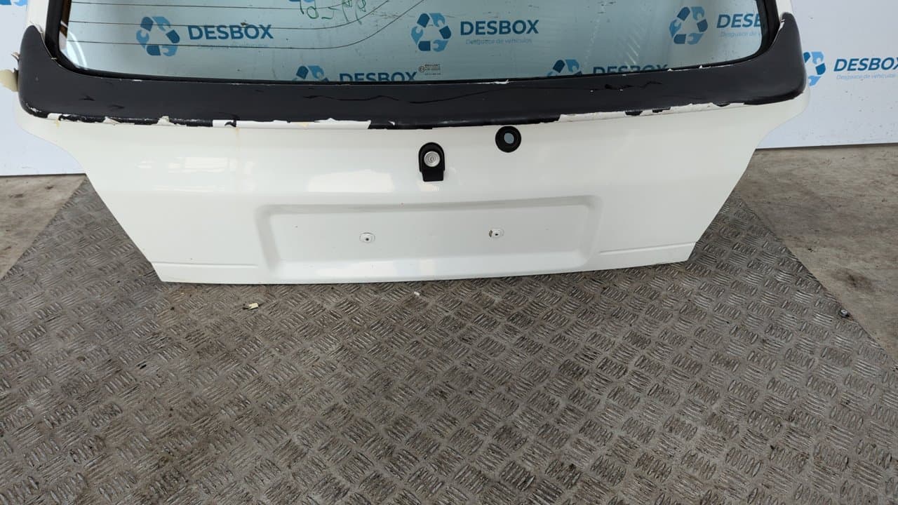 Recambio de PORTON TRASERO para FORD FIESTA BERL./COURIER Si LJC referencia OEM IAM    - BLANCO 5