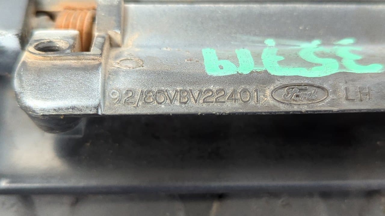 Recambio de MANETA DELANTERA IZQUIERDA para FORD TRANSIT, CAJA ABIERTA 86/92 Caja abierta  FT 100 largo D4DA referencia OEM IAM 86VBV22401   - BLANCO 4
