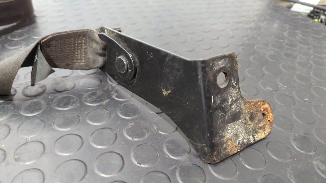 Recambio de CINTURON TRASERO CENTRAL para FORD TRANSIT, CAJA ABIERTA 86/92 Caja abierta  FT 100 largo D4DA referencia OEM IAM 96VBV61294FA   - BLANCO 3