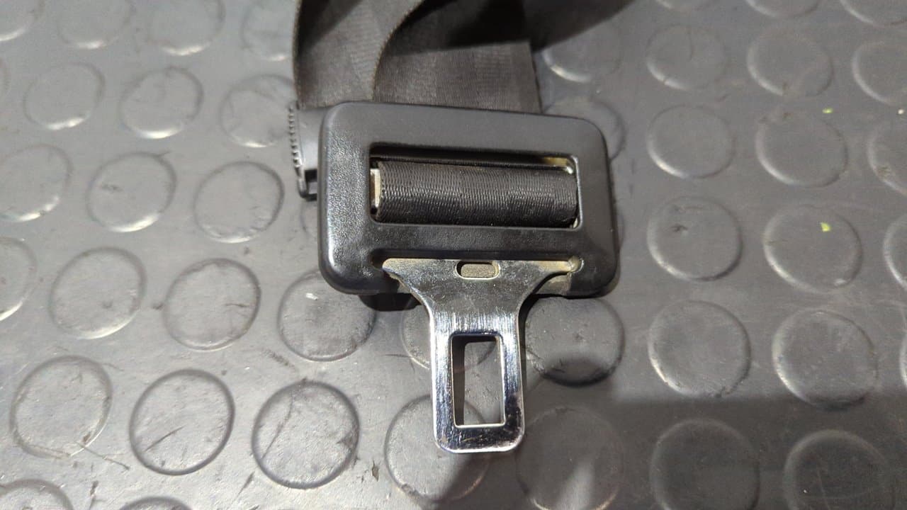 Recambio de CINTURON TRASERO CENTRAL para FORD TRANSIT, CAJA ABIERTA 86/92 Caja abierta  FT 100 largo D4DA referencia OEM IAM 96VBV61294FA   - BLANCO 4