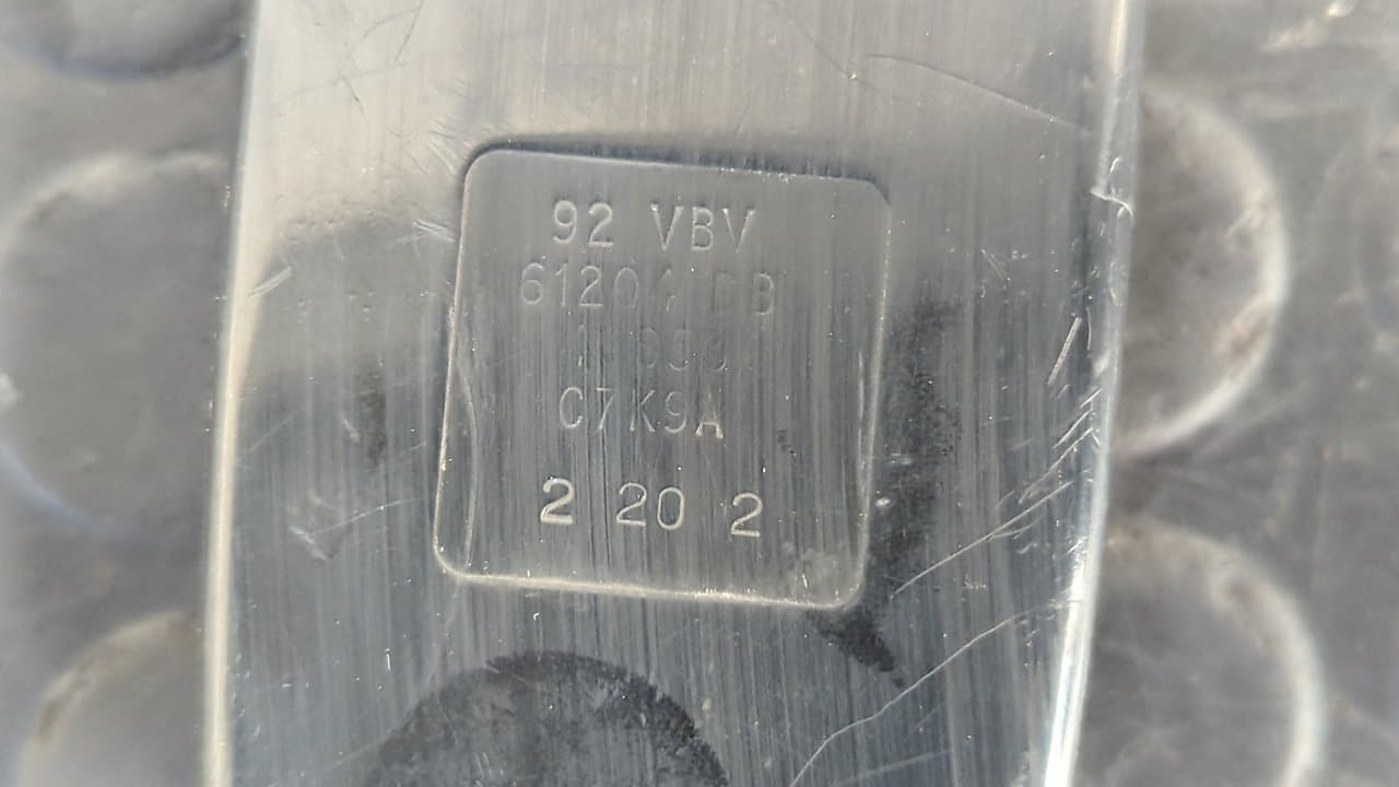 Recambio de ENGANCHE CINTURON  TRASERO MEDIO DOBLE  para FORD TRANSIT, CAJA ABIERTA 86/92 Caja abierta  FT 100 largo D4DA referencia OEM IAM 92VBV61204DB   - BLANCO 5