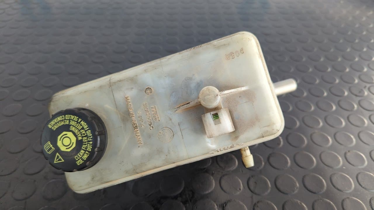 Recambio de BOMBA FRENO para RENAULT TRAFIC COMBI (AB 4.01) 9 - plazas  (L2H1)  acristalado, Combi largo G9UB7 referencia OEM IAM 32067008C   - BLANCO 2
