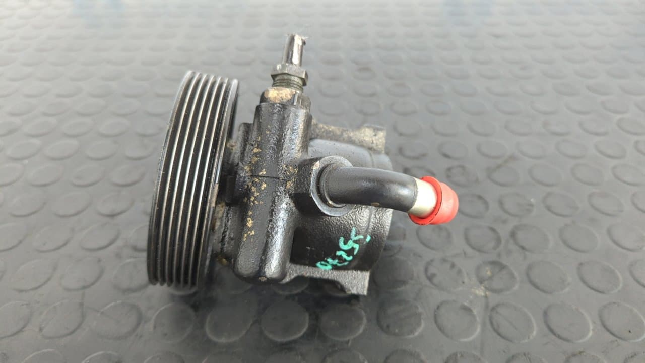 Recambio de BOMBA DIRECCION para PEUGEOT 306 BERLINA 3/4/5 PUERTAS (S2) 1.9 Diesel DHY referencia OEM IAM 7849701   - BLANCO 4