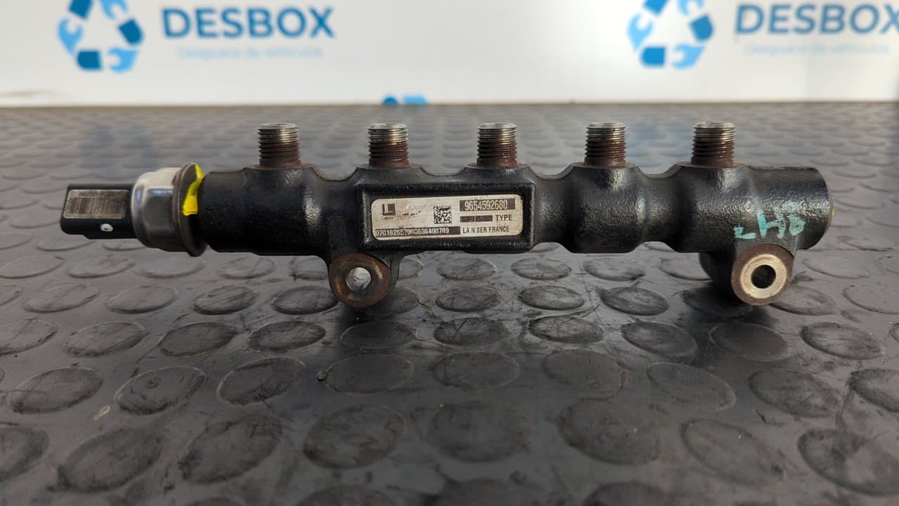 Recambio de RAMPA INYECTORA para CITROEN C3 1.4 8HX referencia OEM IAM 9654592680