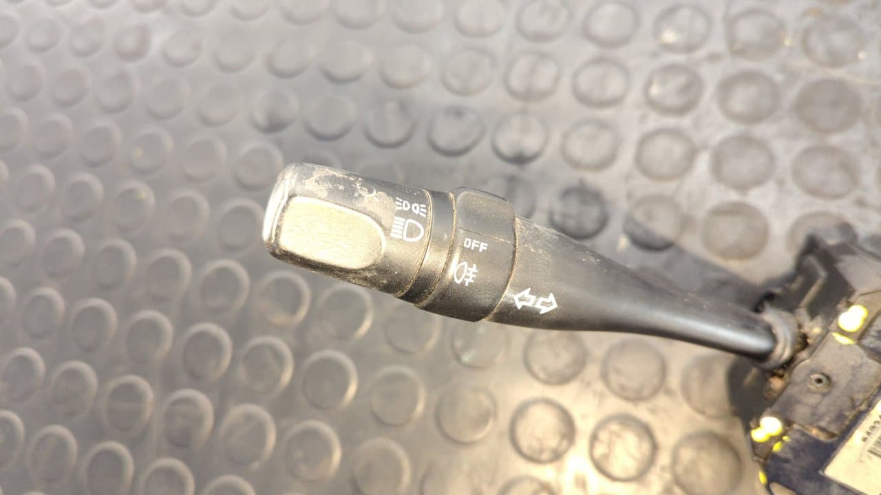 Recambio de MANDO MULTIFUNCION para NISSAN VANETTE CARGO (HC23) Familiar (5 asientos) LD23 referencia OEM IAM 54034812   - BLANCO 7