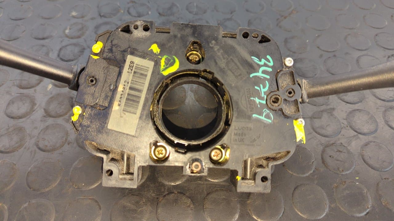Recambio de MANDO MULTIFUNCION para NISSAN VANETTE CARGO (HC23) Familiar (5 asientos) LD23 referencia OEM IAM 54034812   - BLANCO 4