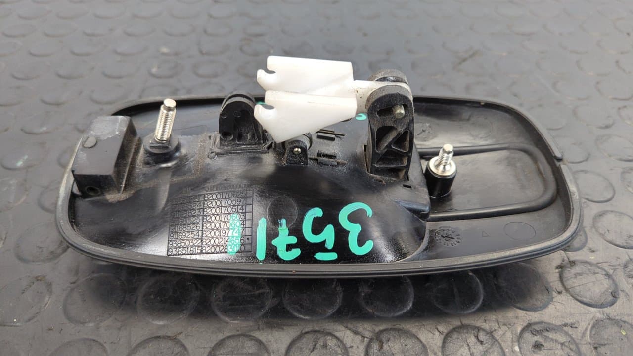 Recambio de MANETA  PUERTA CORREDERA DERECHA para RENAULT TRAFIC COMBI (AB 4.01) 9 - plazas  (L2H1)  acristalado, Combi largo G9UB7 referencia OEM IAM 91168527   - BLANCO 4