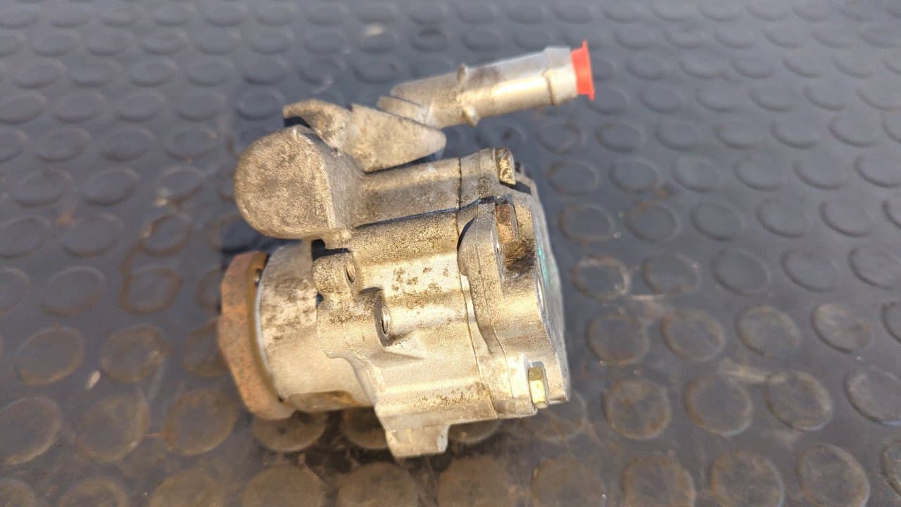 Recambio de BOMBA DIRECCION para AUDI A3 (8L) 1.9 TDI Ambiente ALH referencia OEM IAM 1J0422154   - AZUL 5