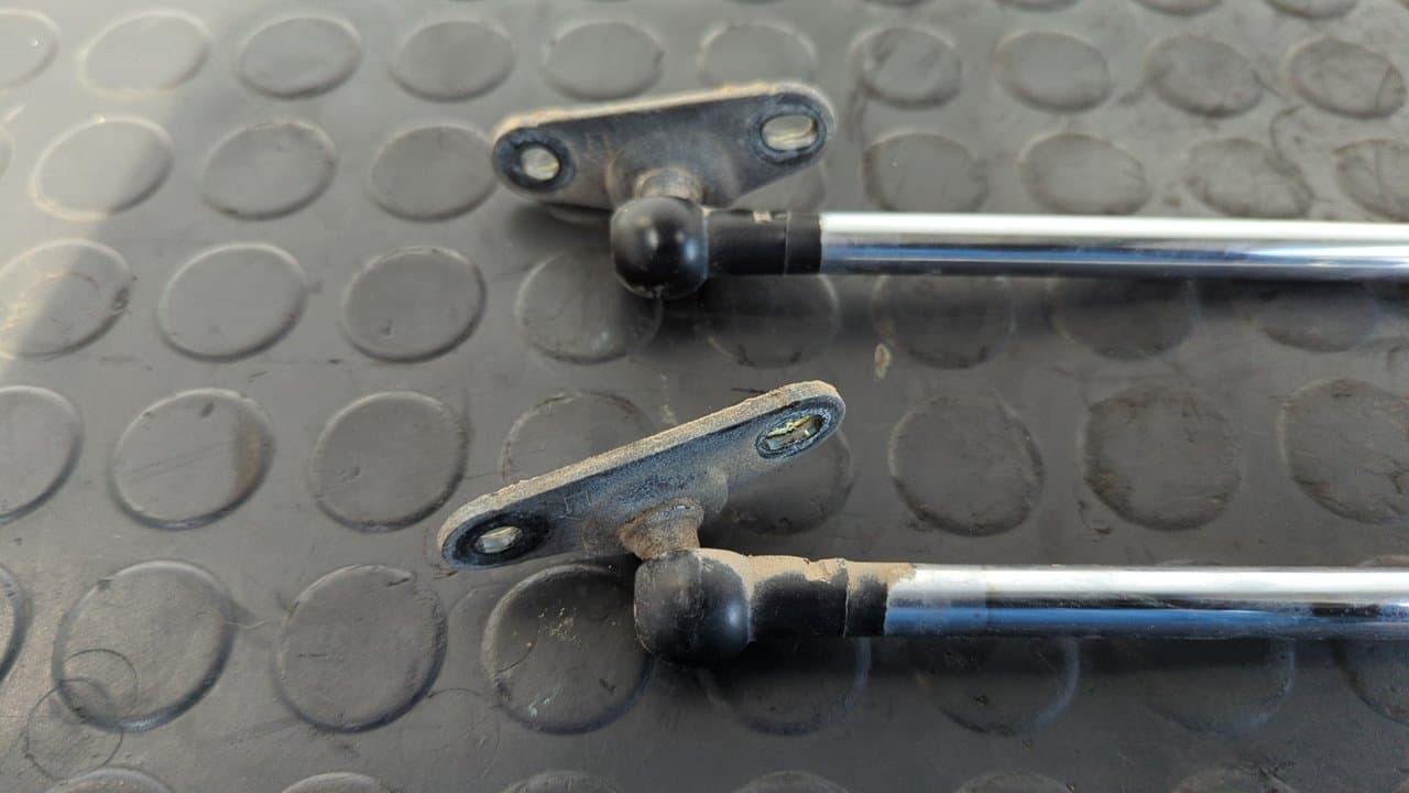Recambio de AMORTIGUADORES MALETERO / PORTON para TOYOTA LEXUS RX 400h 1MZ-FE referencia OEM IAM 17E17TJL1   - VERDE OSCURO 2