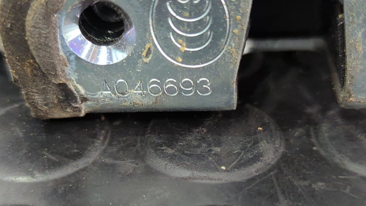 Recambio de CERRADURA PUERTA TRASERA DERECHA para TOYOTA LEXUS RX 1MZ-FE referencia OEM IAM A046693   - VERDE OSCURO 4