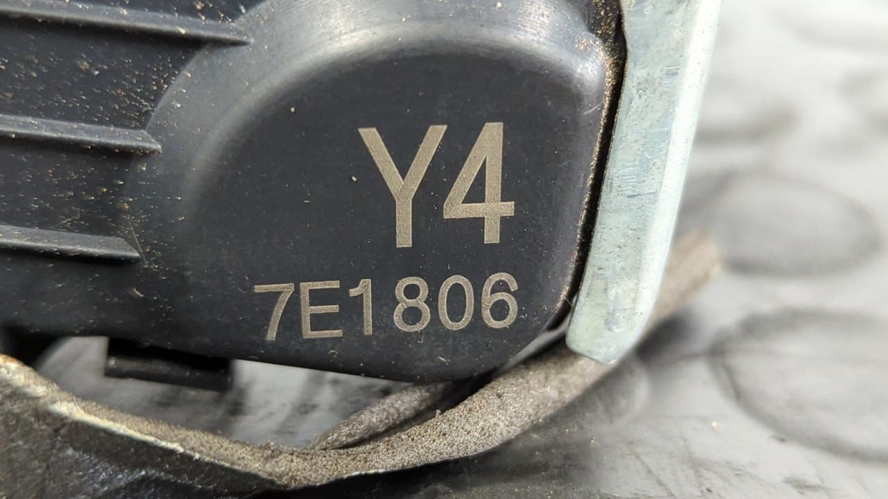 Recambio de CERRADURA PUERTA DELANTERA DERECHA para TOYOTA LEXUS RX 1MZ-FE referencia OEM IAM A046693   - VERDE OSCURO 4