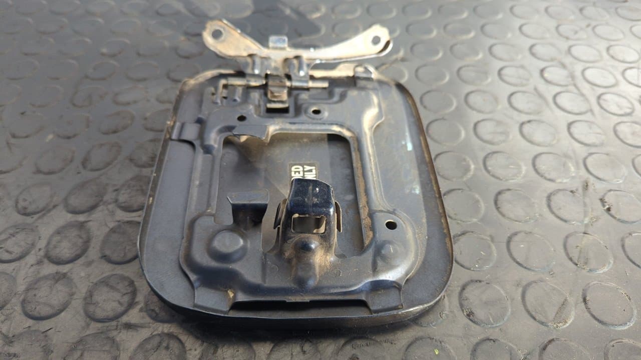 Recambio de TAPA EXTERIOR COMBUSTIBLE para TOYOTA LEXUS RX 400h 1MZ-FE referencia OEM IAM    - VERDE OSCURO 4