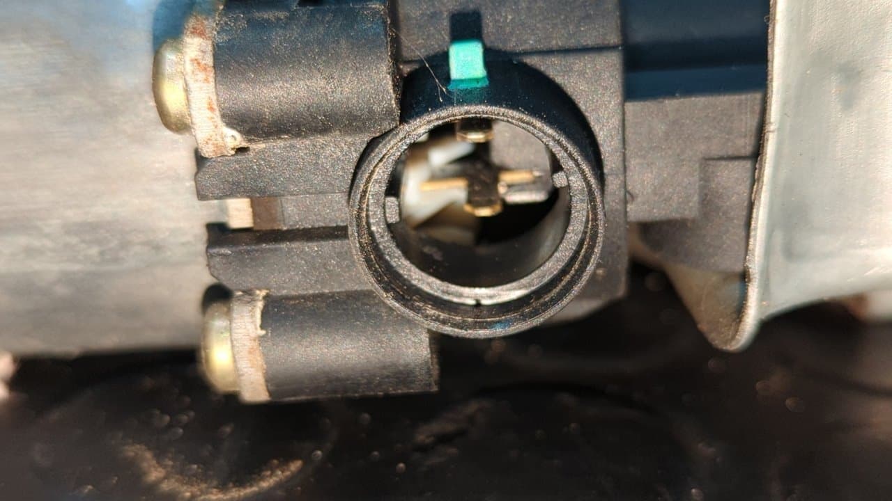 Recambio de ELEVALUNAS DELANTERO DERECHO para RENAULT CLIO II FASE II (B/CB0) Authentique D7F726 referencia OEM IAM 117312   - BLANCO 2