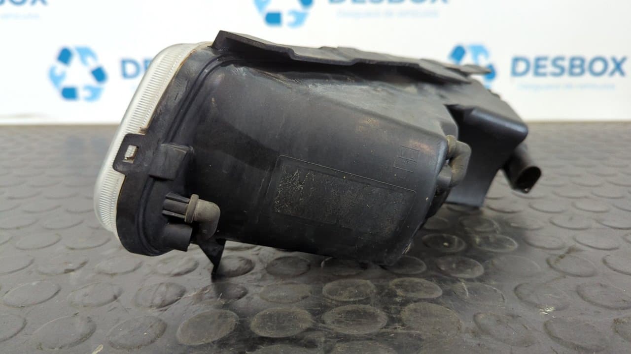 Recambio de FARO ANTINIEBLA DERECHO para VOLKSWAGEN POLO (6R1) Advance CAY referencia OEM IAM 17415902   - NEGRO 3