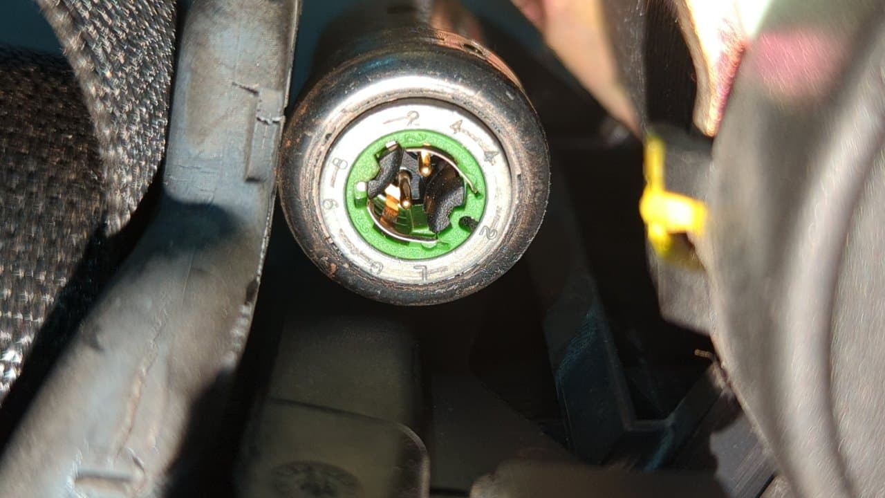 Recambio de CINTURON DELANTERO IZQUIERDO para MERCEDES-BENZ CLASE CLK (W208) COUPE 230 Compressor (208.347) M111975 referencia OEM IAM 560490721A   - AZUL 4