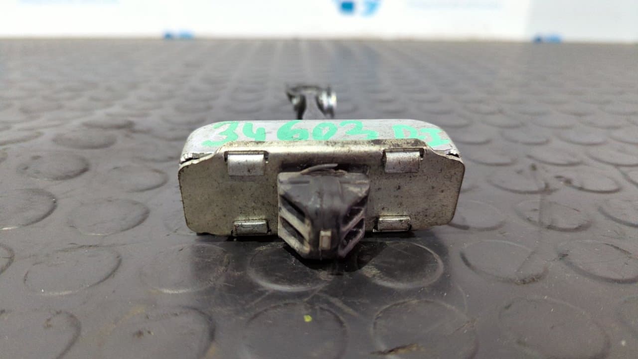 Recambio de RETENEDOR PUERTA IZQUIERDA  para TOYOTA LEXUS RX 400h 1MZ-FE referencia OEM IAM 480   - VERDE OSCURO 5