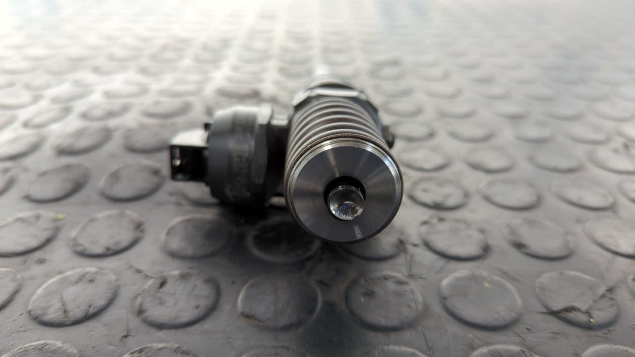 Recambio de INYECTOR para SEAT IBIZA (6L1) AMF referencia OEM IAM 038130073AG   - BLANCO 6