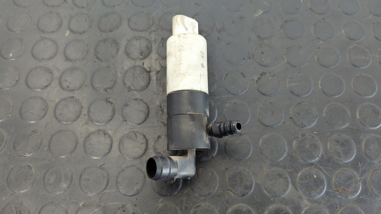 Recambio de BOMBA LIMPIA para LAND ROVER RANGE ROVER SPORT V8 TD Edition 60 YRS 368DT referencia OEM IAM    - NEGRO