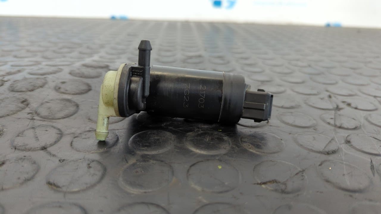 Recambio de BOMBA LIMPIA para LAND ROVER RANGE ROVER SPORT V8 TD Edition 60 YRS 368DT referencia OEM IAM 217037G23   - NEGRO 2