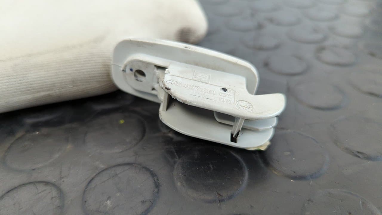 Recambio de PARASOL IZQUIERDO para VOLKSWAGEN CADDY KA/KB (2K) 2.0 SDI BDJ referencia OEM IAM 2K0857551A   - BLANCO 4