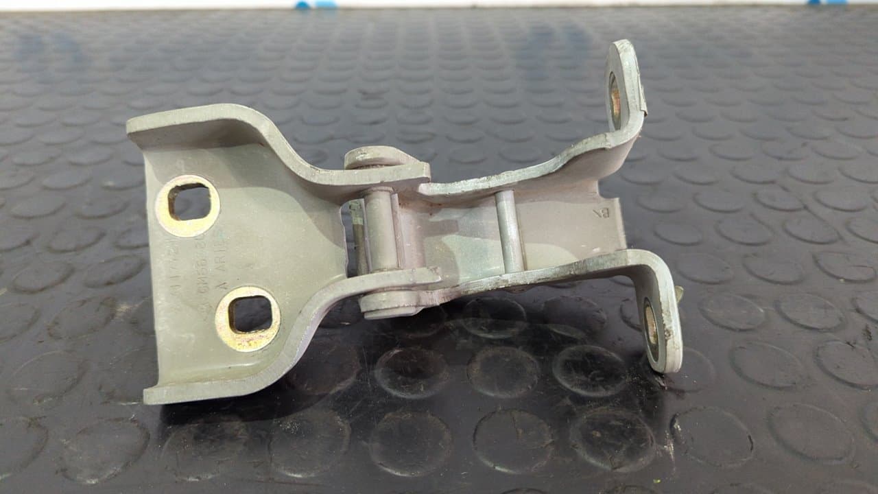 Recambio de BISAGRAS PUERTA DELANTERA DERECHA para NISSAN PRIMASTAR (X83) Caja cerrada batalla corta 2,7t G9U730 referencia OEM IAM 311772H   - BLANCO 5