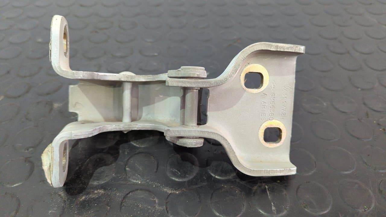 Recambio de BISAGRAS PUERTA DELANTERA DERECHA para NISSAN PRIMASTAR (X83) Caja cerrada batalla corta 2,7t G9U730 referencia OEM IAM 311772H   - BLANCO 3