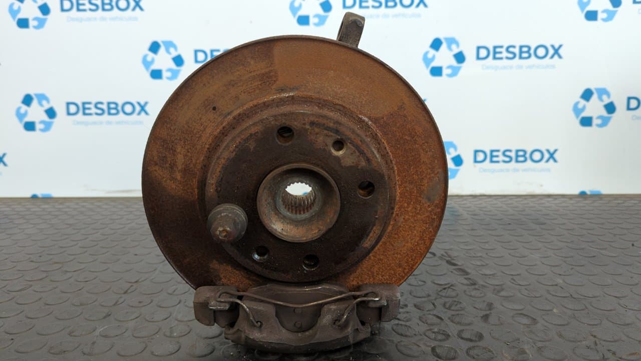 Recambio de MANGUETA DELANTERA DERECHA para PEUGEOT 306 BERLINA 3/4/5 PUERTAS (S2) 1.9 Diesel DHY referencia OEM IAM    - BLANCO 4