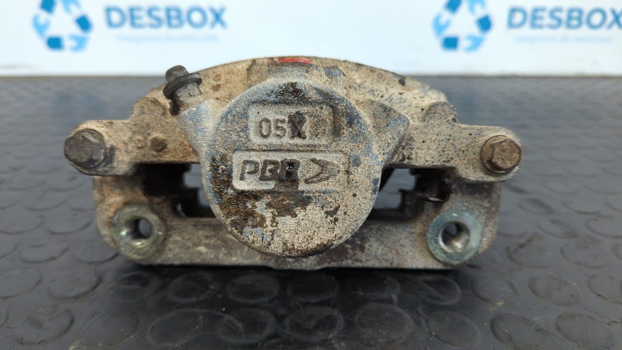 Recambio de PINZA DE FRENO DELANTERA DERECHA para FORD RANGER (EQ) Doka 4X4 WLT referencia OEM IAM 05X   - BLANCO 4