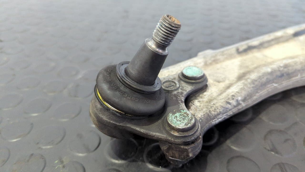 Recambio de BRAZO IZQUIERDO INFERIOR DELANTERO para VOLKSWAGEN PASSAT BERLINA (3C2) Advance BKP referencia OEM IAM 3C0407153B   - GRIS 3