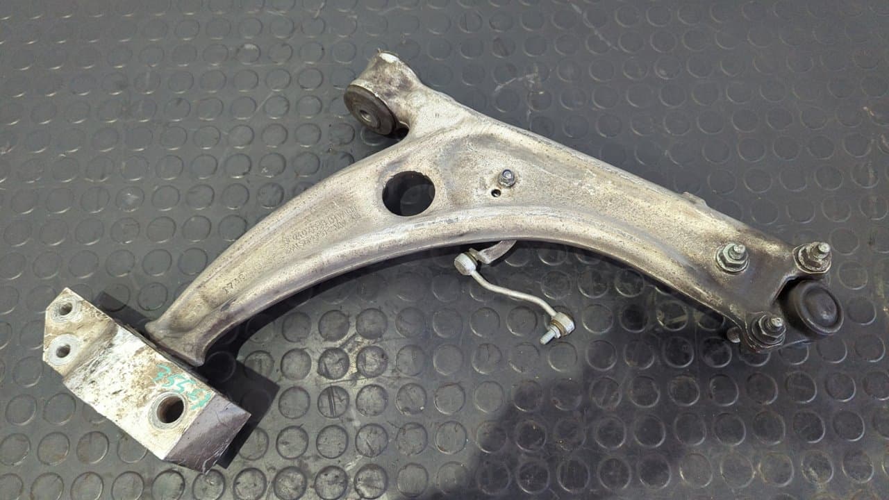 Recambio de BRAZO IZQUIERDO INFERIOR DELANTERO para VOLKSWAGEN PASSAT BERLINA (3C2) Advance BKP referencia OEM IAM 3C0407153B   - GRIS 2