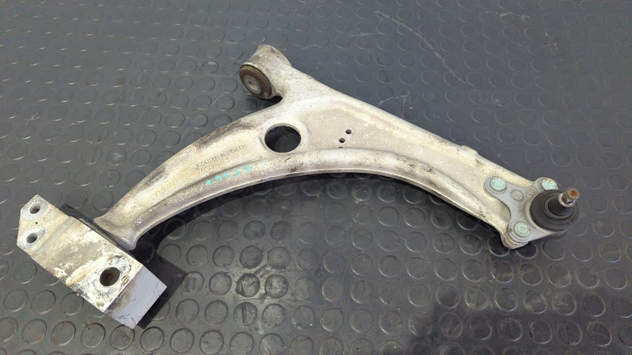 Recambio de BRAZO DERECHO INFERIOR DELANTERO para VOLKSWAGEN PASSAT BERLINA (3C2) Advance BKP referencia OEM IAM 3C0407153B   - GRIS