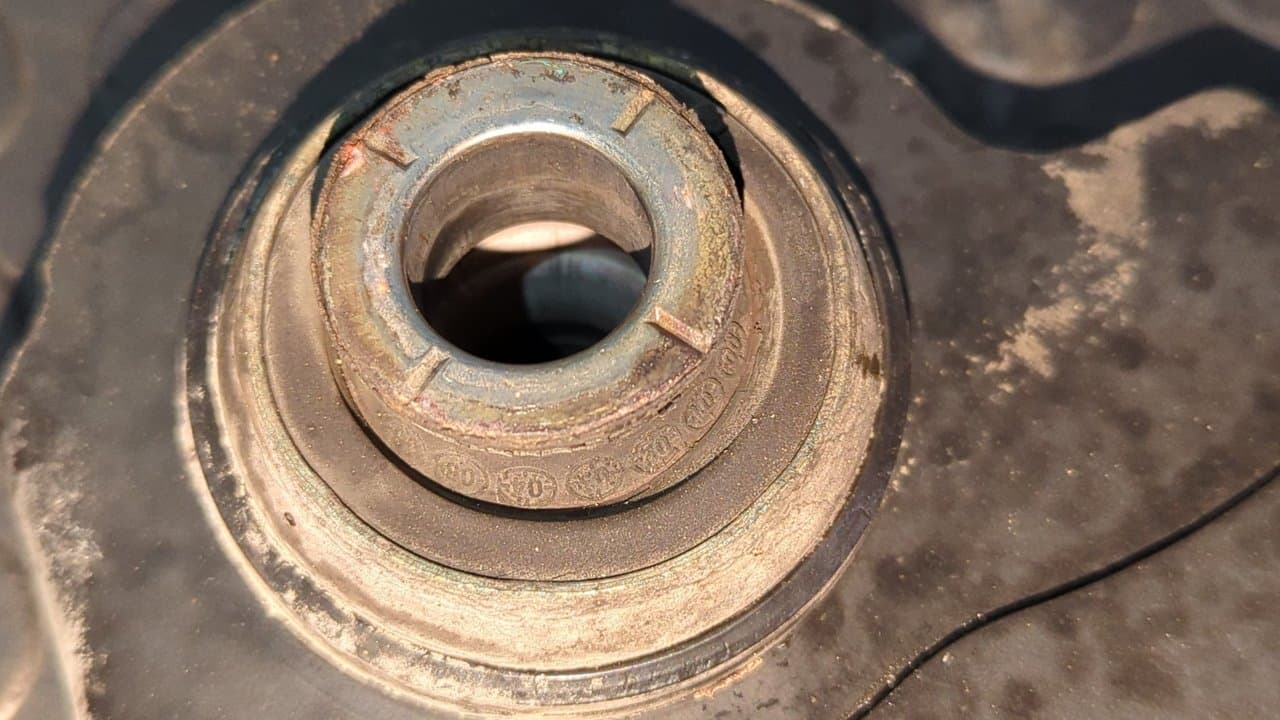 Recambio de BRAZO DERECHO INFERIOR DELANTERO para RENAULT TRAFIC COMBI (AB 4.01) G9UB7 referencia OEM IAM    - BLANCO 2