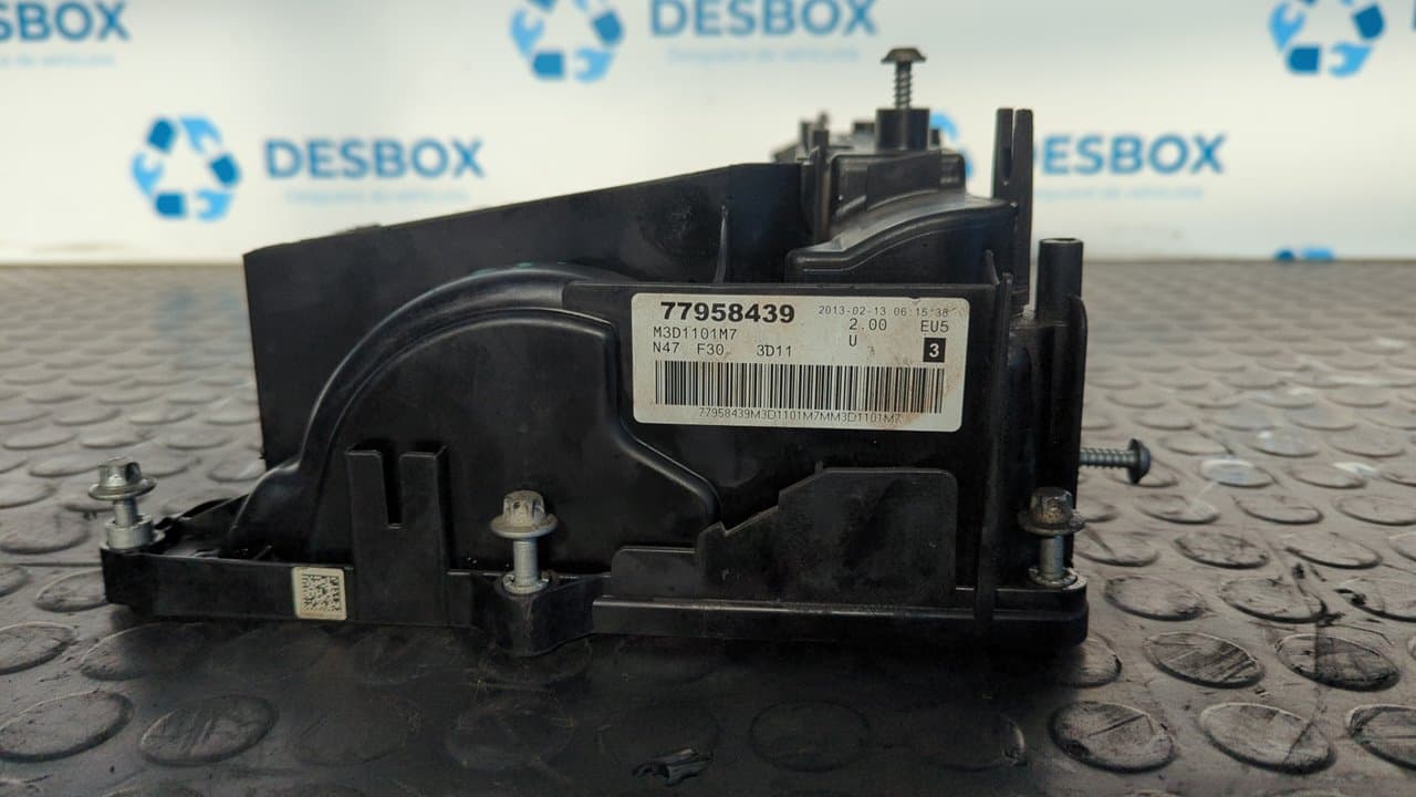 Recambio de TAPA BALANCINES para BMW X3 (F25) N47D20C referencia OEM IAM 11128570829   - GRIS 4