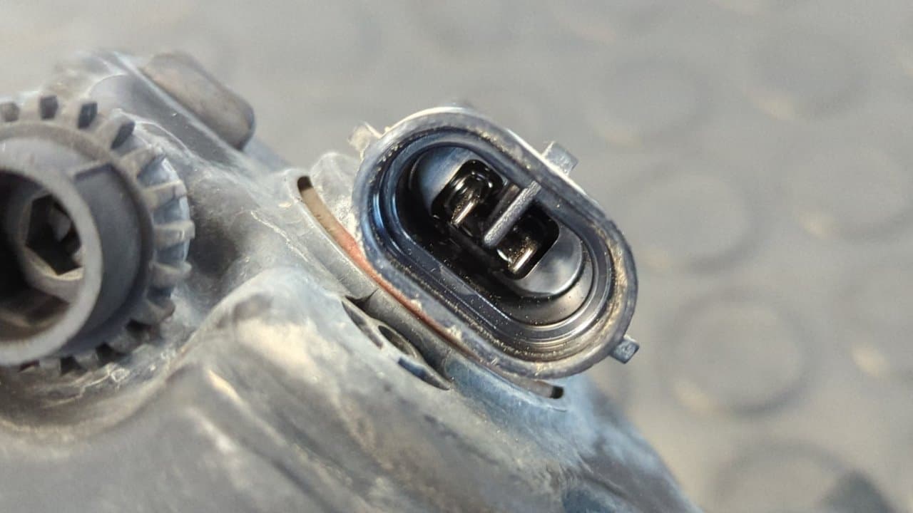 Recambio de FARO ANTINIEBLA DERECHO para FORD FIESTA (CBK) Fun F6JA referencia OEM IAM 89202182 3
