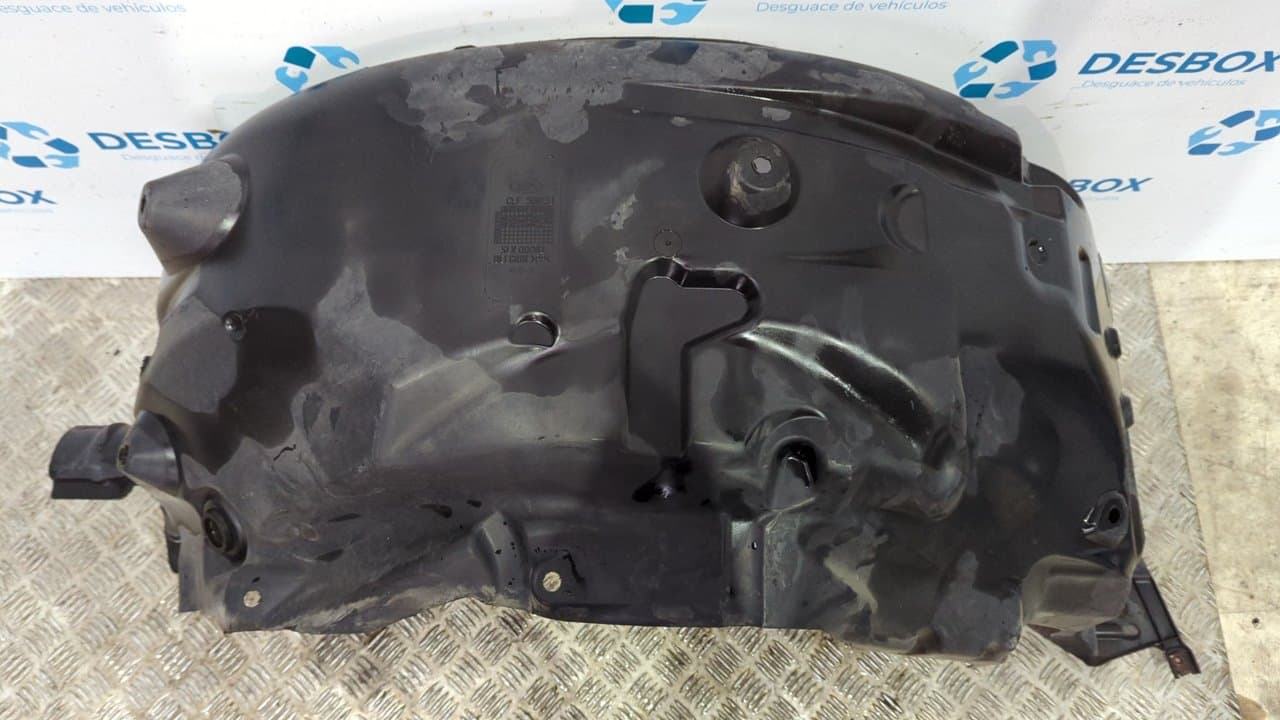 Recambio de PASO RUEDA IZQUIERDO  para LAND ROVER RANGE ROVER SPORT 368DT referencia OEM IAM CLF500033   - NEGRO 2