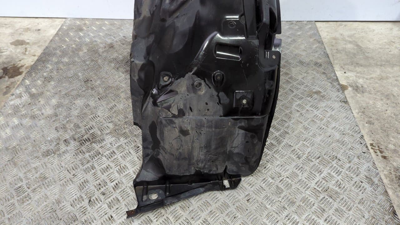 Recambio de PASO RUEDA IZQUIERDO  para LAND ROVER RANGE ROVER SPORT 368DT referencia OEM IAM CLF500033   - NEGRO 3