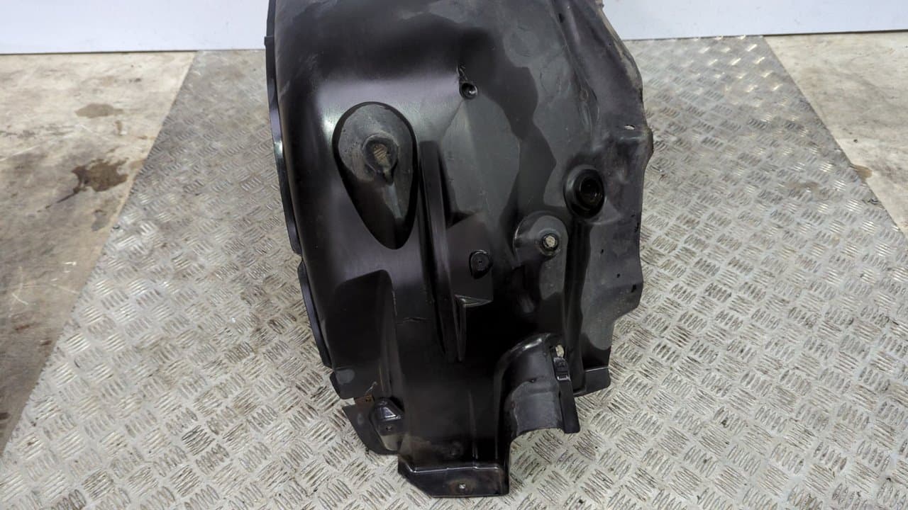 Recambio de PASO RUEDA IZQUIERDO  para LAND ROVER RANGE ROVER SPORT 368DT referencia OEM IAM CLF500033   - NEGRO 5