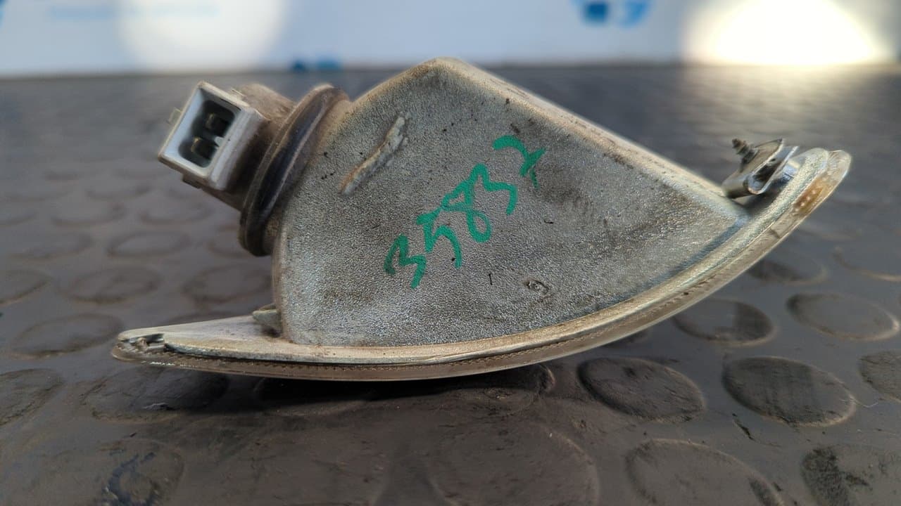 Recambio de PILOTO TRASERO DERECHO para PIAGGIO (VESPA) VESPA C38 LX 50  C381M referencia OEM IAM 338736D   - NEGRO 6