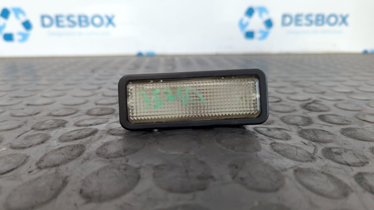 Recambio de LUZ INTERIOR para CITROEN C15 1.8 Diesel (161) 161A referencia OEM IAM - BLANCO