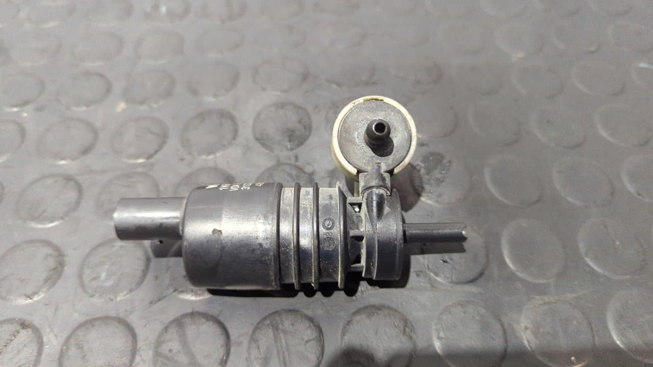 Recambio de BOMBA LIMPIA para SEAT IBIZA (6J5) Good Stuff BXW referencia OEM IAM 1K6955651   - ROJO 3