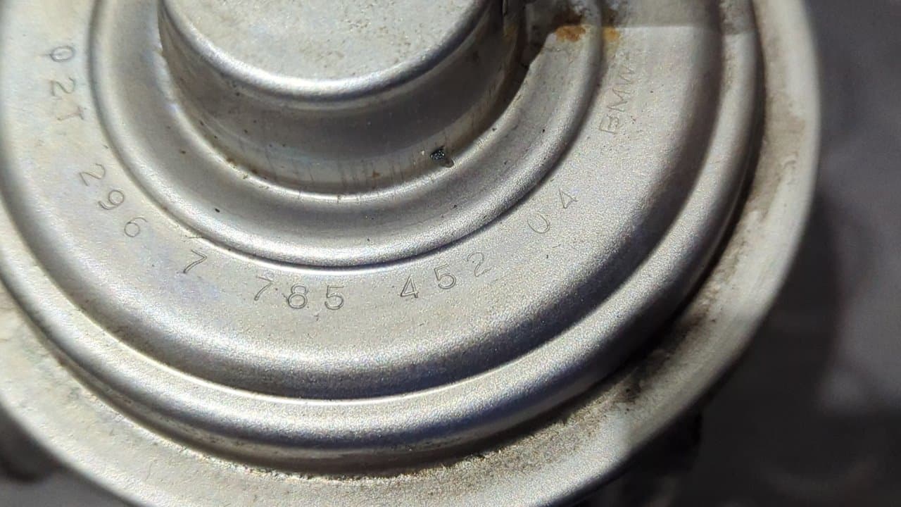 Recambio de VALVULA EGR para LAND ROVER FREELANDER (LN) 204D3 referencia OEM IAM 778545204   - GRIS 8