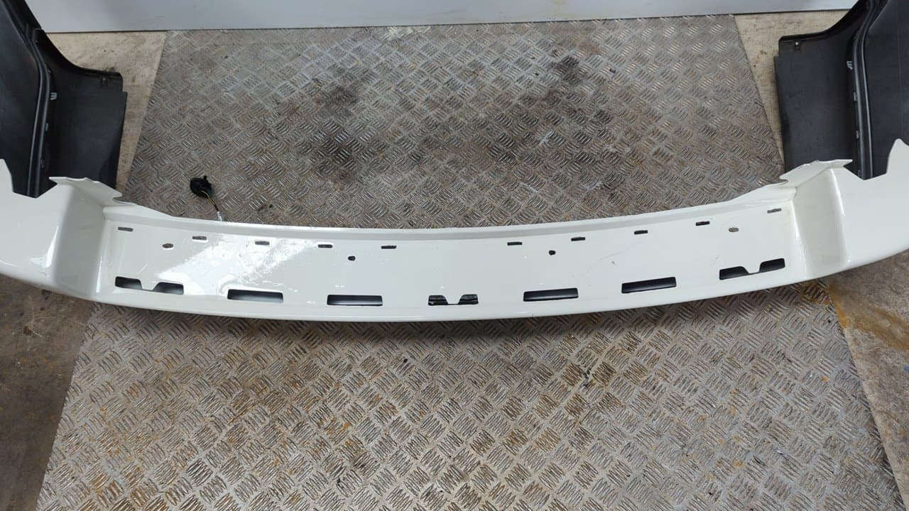 Recambio de PARAGOLPES TRASERO para LAND ROVER RANGE ROVER SPORT 306DT referencia OEM IAM    - BLANCO 11