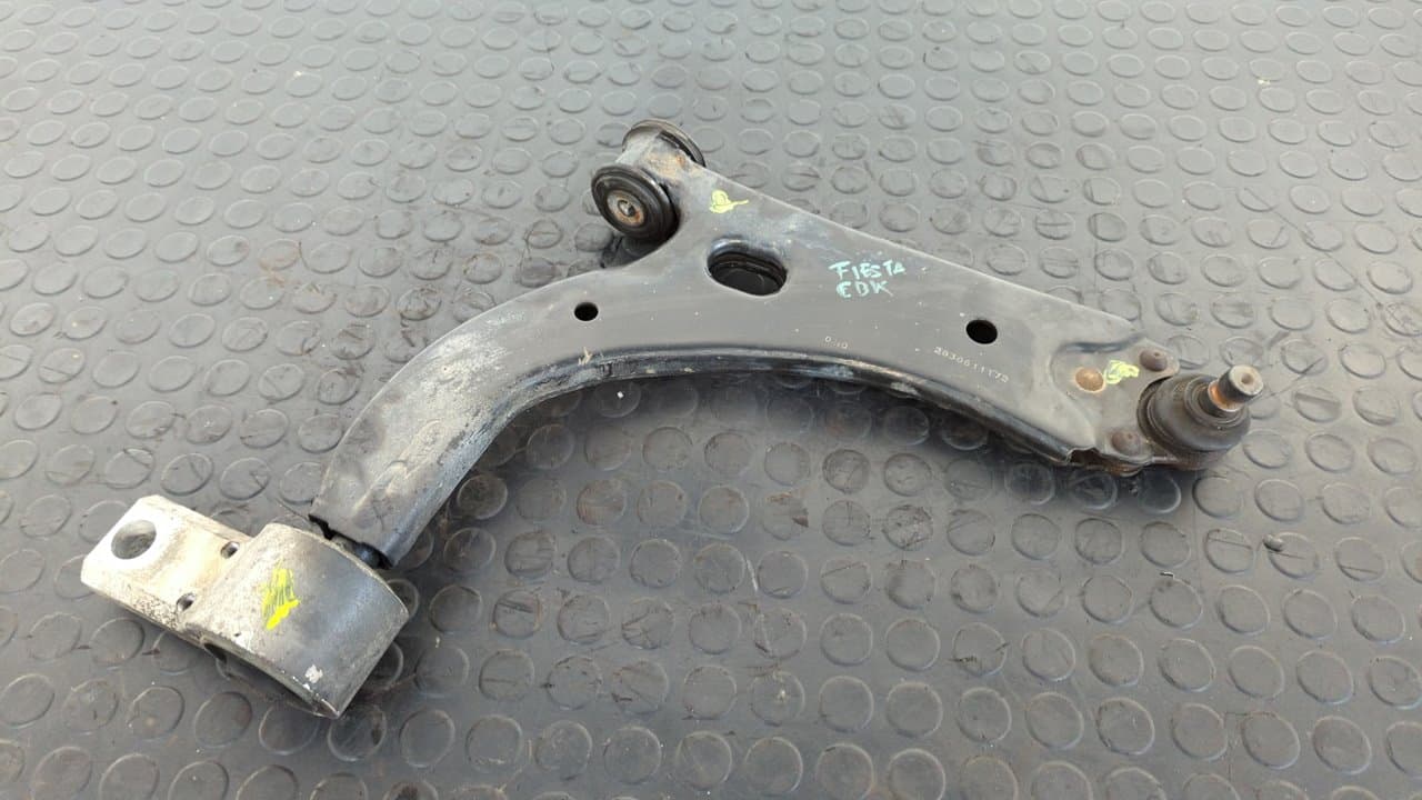 Recambio de BRAZO DERECHO INFERIOR DELANTERO para FORD FIESTA (CBK) Ambiente F6JB referencia OEM IAM 2030611172   - NEGRO