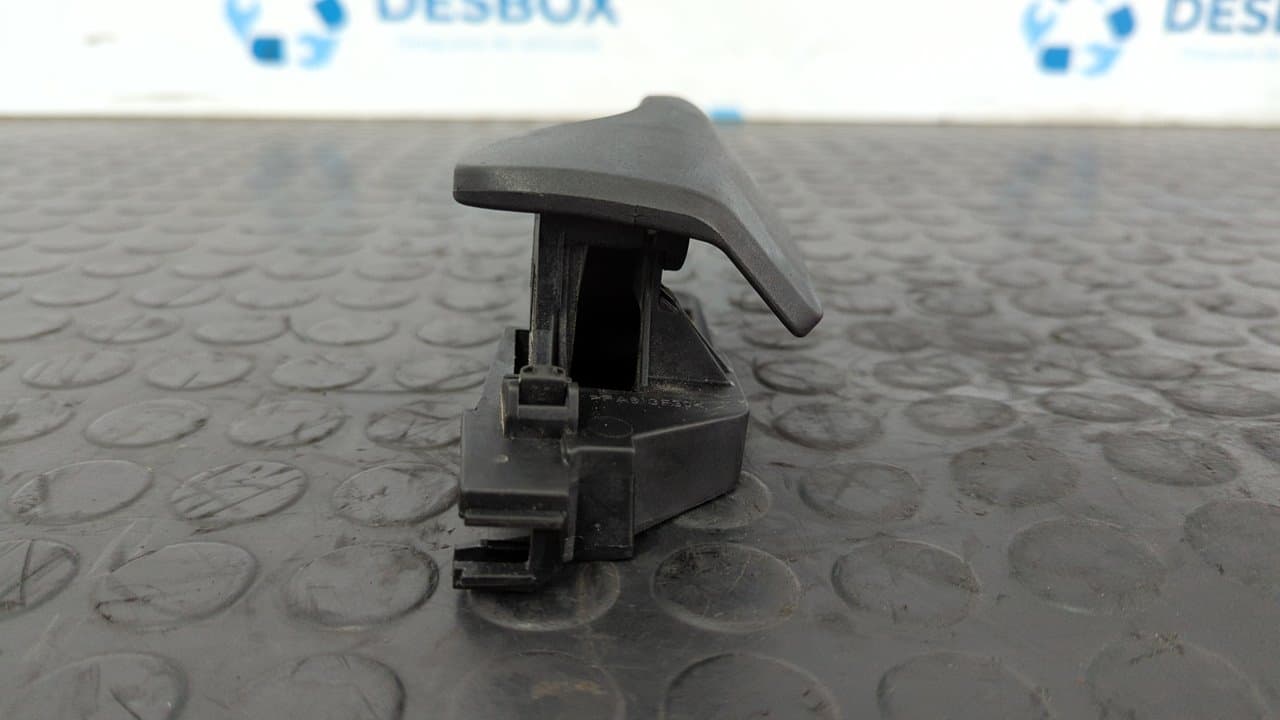 Recambio de MANETA INTERIOR DELANTERA IZQUIERDA para FIAT DUCATO CHASIS CABINA 33 (290) L1 Kipper RS: 3000 mm 140 F1AGL4113 referencia OEM IAM C390   - BLANCO 3