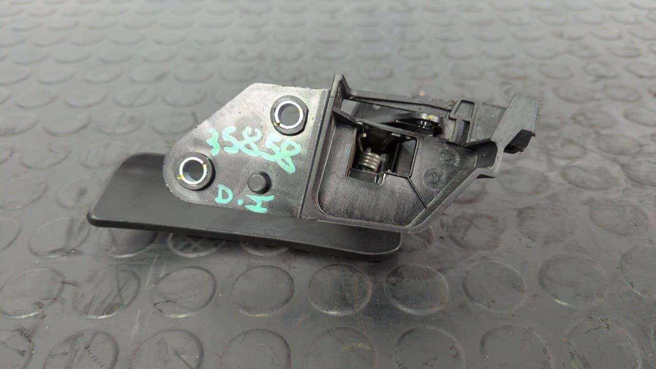 Recambio de MANETA INTERIOR DELANTERA IZQUIERDA para FIAT DUCATO CHASIS CABINA 33 (290) L1 Kipper RS: 3000 mm 140 F1AGL4113 referencia OEM IAM C390   - BLANCO 6