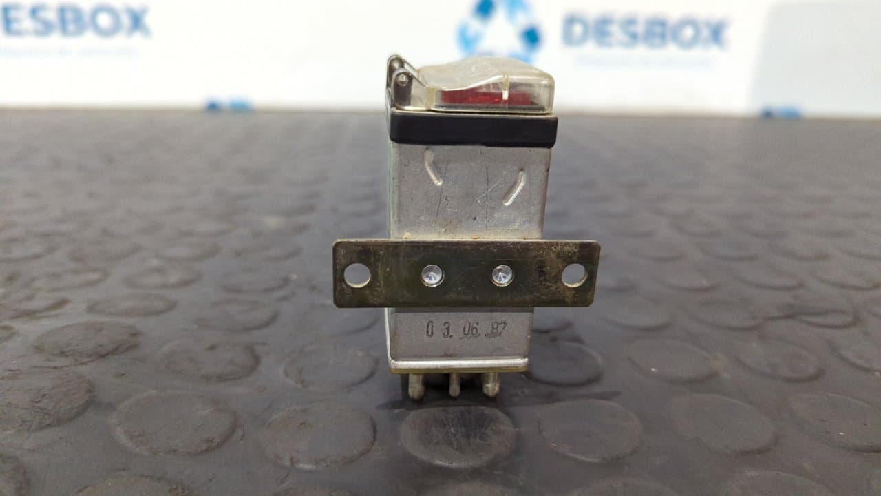 Recambio de RELE para MERCEDES-BENZ CLASE S (W126) BERLINA+COUPE SE 300 M103981 referencia OEM IAM 2015403245   - GRIS 2