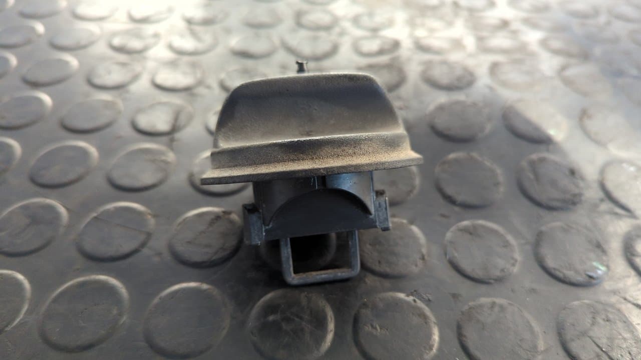 Recambio de TAPON COMBUSTIBLE para NISSAN PRIMASTAR (X83) Caja cerrada batalla corta 2,7t G9U730 referencia OEM IAM 7700812369   - BLANCO 5