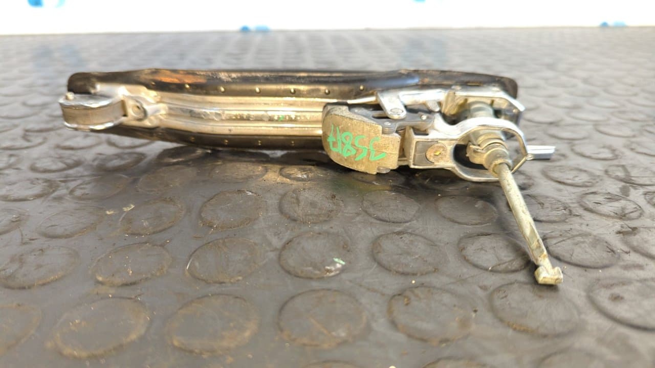 Recambio de MANETA DELANTERA IZQUIERDA para MERCEDES-BENZ CLASE S (W126) BERLINA+COUPE SE 300 M103981 referencia OEM IAM    - GRIS 3